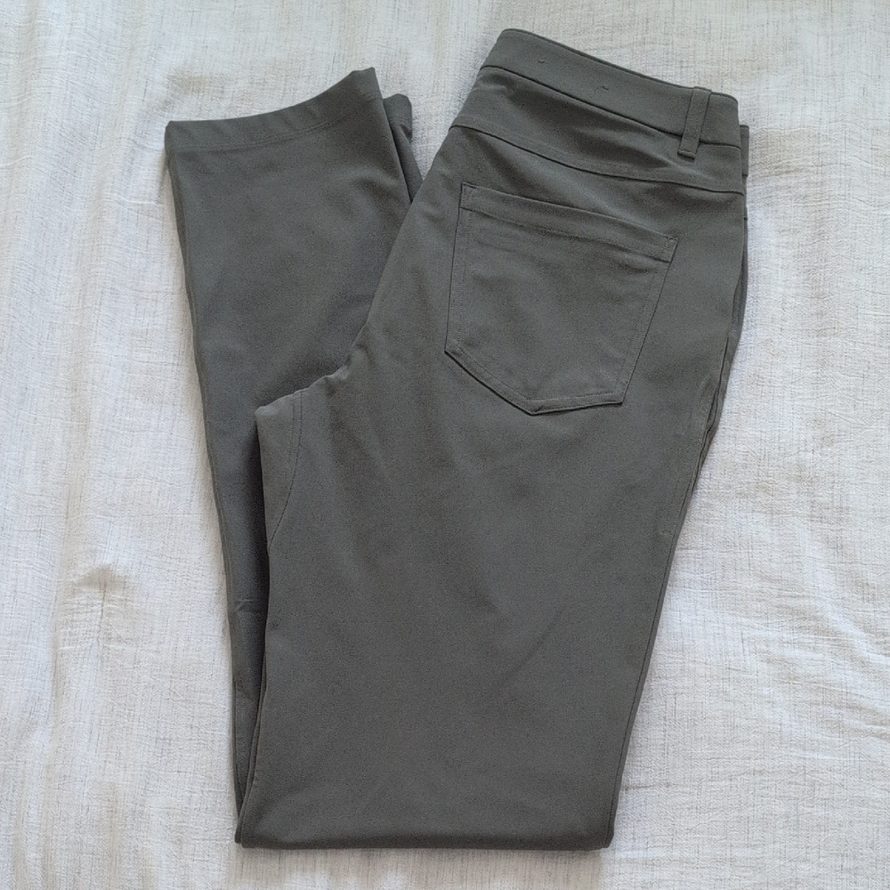 Lululemon Athletica ABC Classic Fit 5 Pocket Olive Pants 31x34